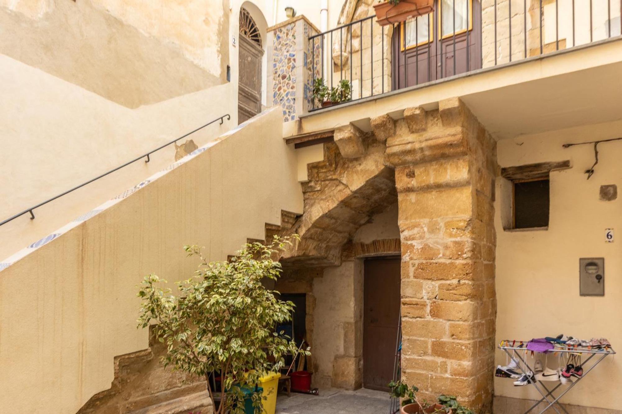 Apartamento Antico Portale Trapani Exterior foto