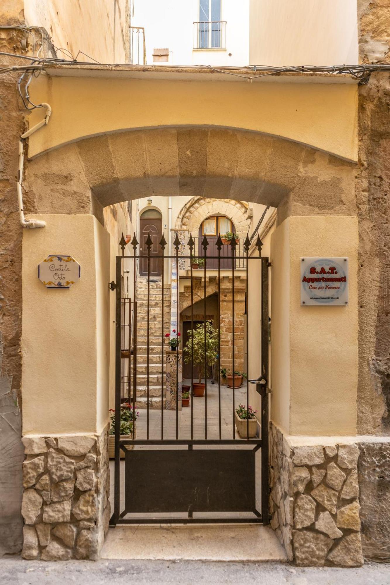 Apartamento Antico Portale Trapani Exterior foto